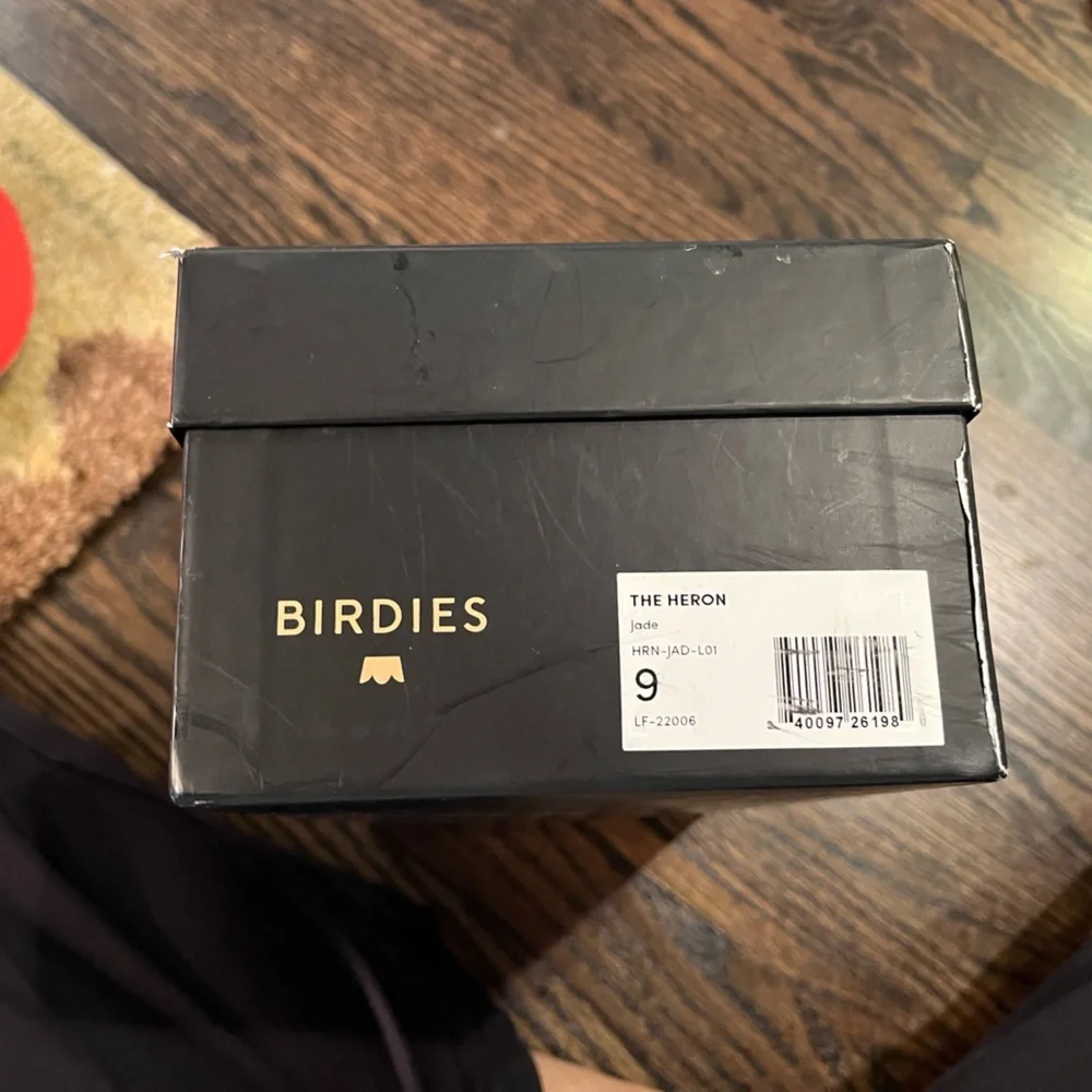 Birdies The Heron Velvet Embroidered Beautiful Flats - Picture 6 of 6